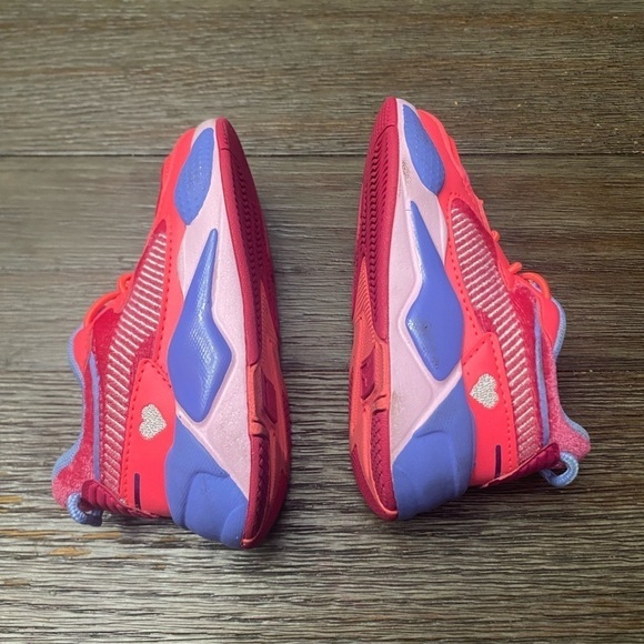 PUMA RS X Valentines Athletic Sneakers Pink
Girls Size 6C - Picture 5 of 6